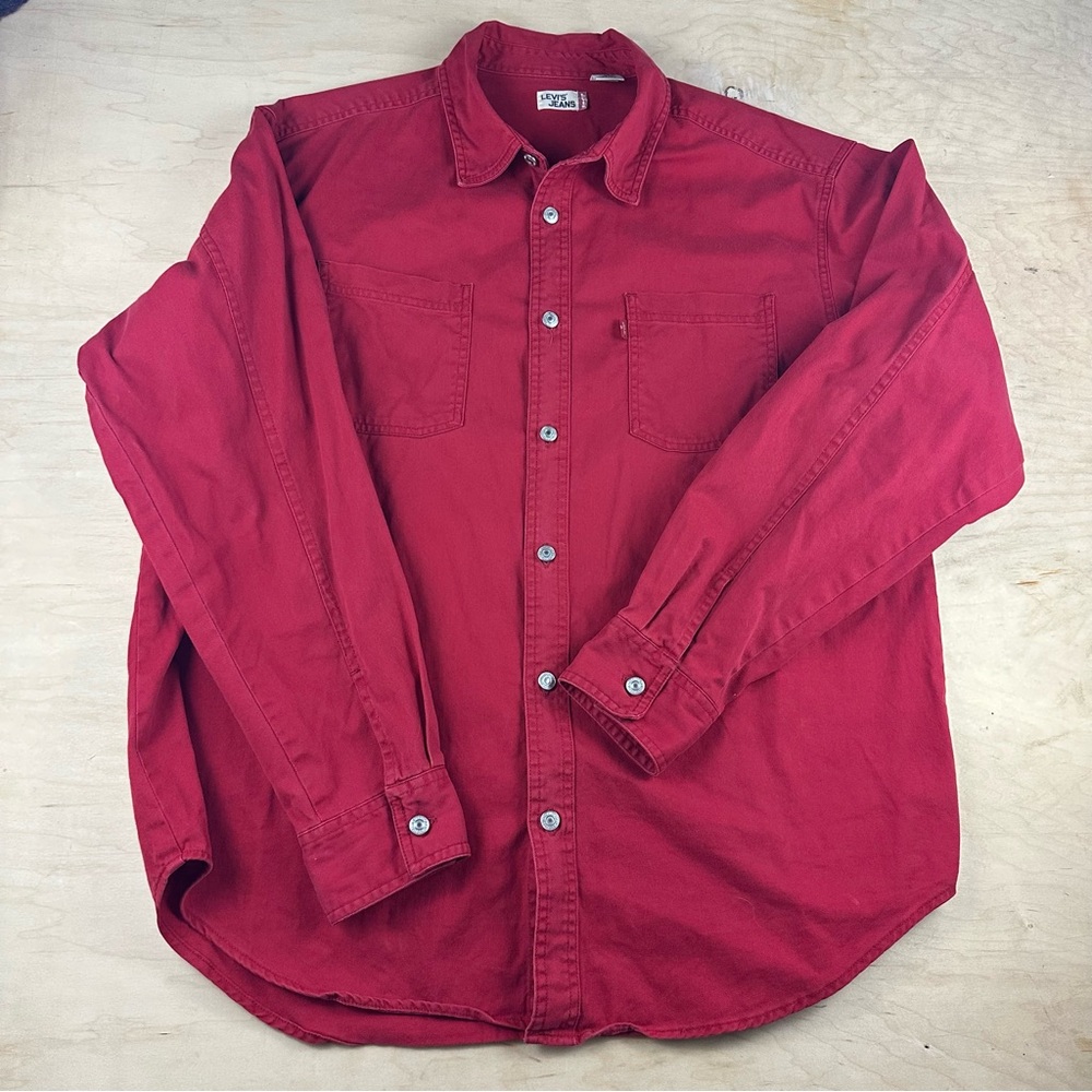 Levi’s button up